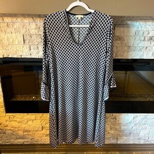 Max Studio size Large blue graphic swing dress